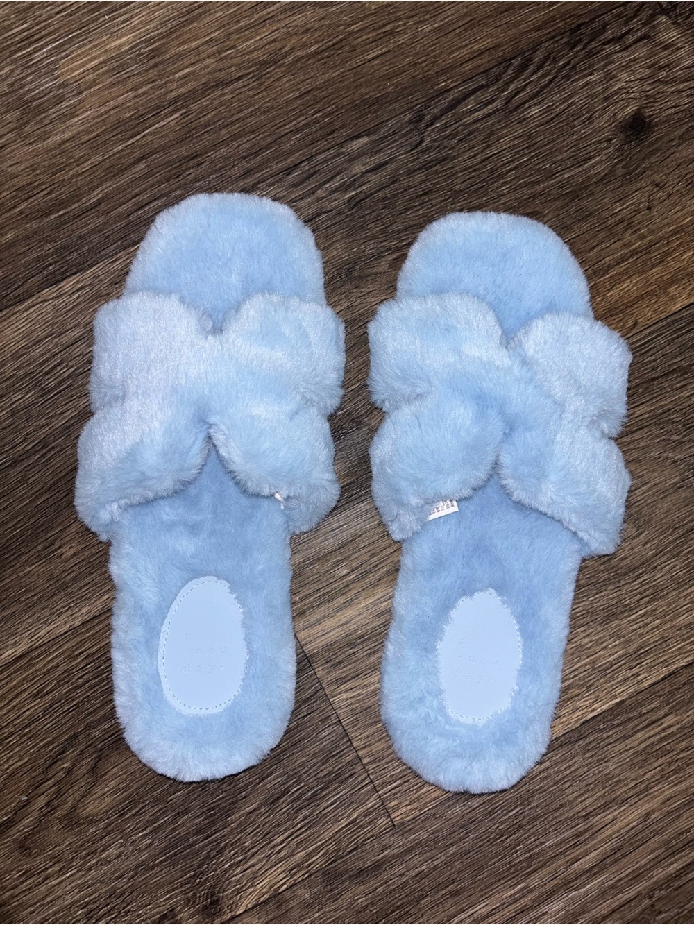 A New Day Women’s Light Blue Slippers 9